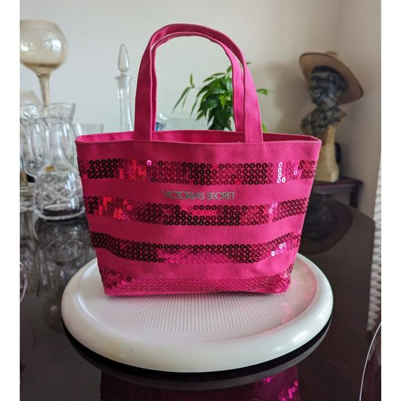 Victoria's Secret small bags/purses   (2 each) - Picture 5 of 15